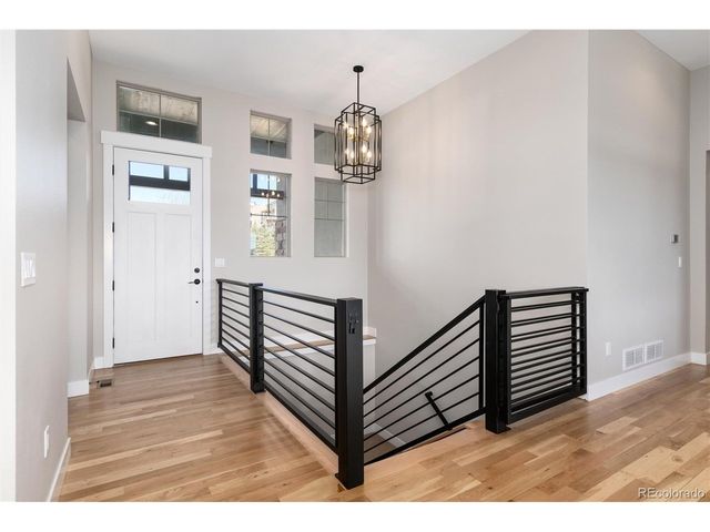 372 Castlemaine Ct, Castle Rock, CO 80104