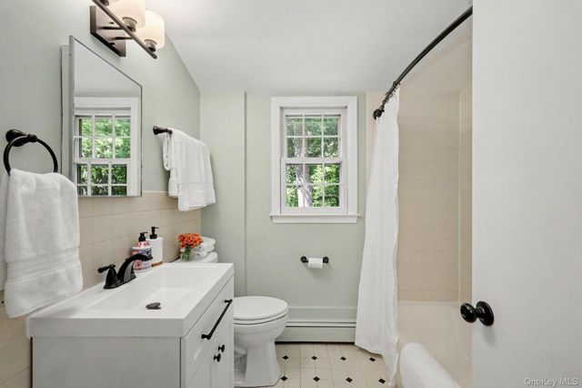 15 Westchester Avenue, Pound Ridge, NY 10576