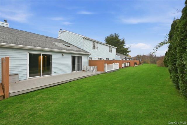 23 Sandy Hill Road, Commack, NY 11725