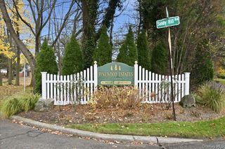 23 Sandy Hill Road, Commack, NY 11725