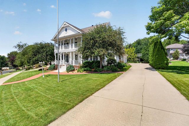 1614 Blue Ridge Trail, Waunakee, WI 53597