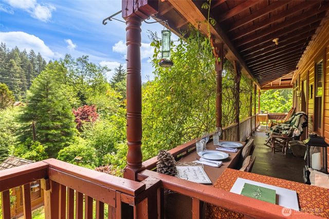 100 Alder St, Wilkeson, WA 98396
