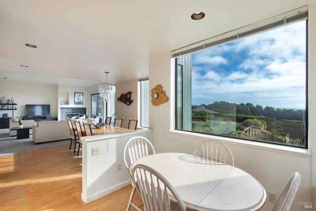 150 Cypress Loop, Bodega Bay, CA 94923