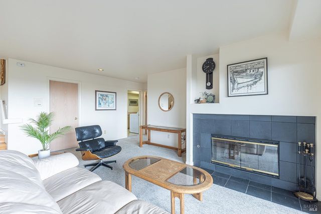 150 Cypress Loop, Bodega Bay, CA 94923