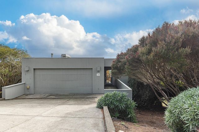 150 Cypress Loop, Bodega Bay, CA 94923