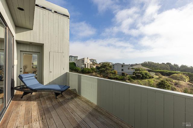 150 Cypress Loop, Bodega Bay, CA 94923