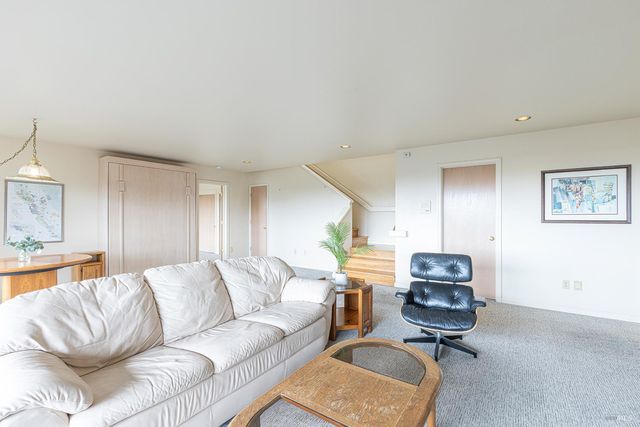 150 Cypress Loop, Bodega Bay, CA 94923