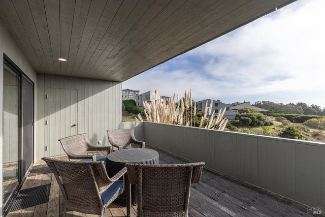 150 Cypress Loop, Bodega Bay, CA 94923