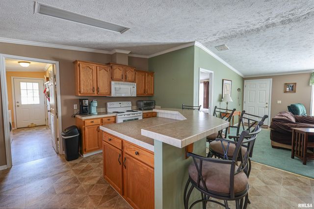 50 SHAW Road, Creal Springs, IL 62922