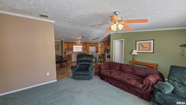 50 SHAW Road, Creal Springs, IL 62922