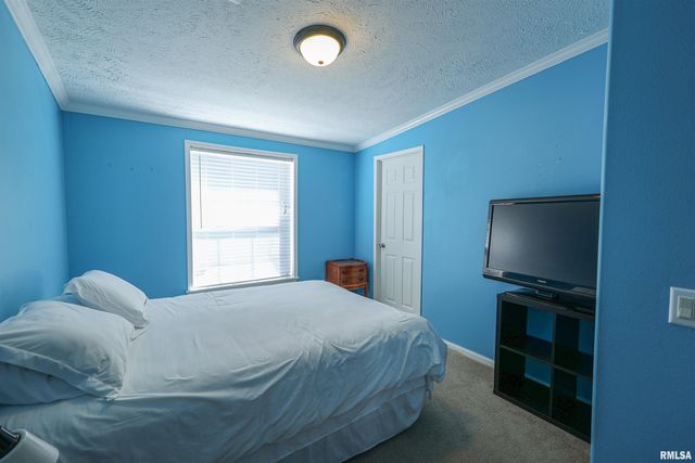 50 SHAW Road, Creal Springs, IL 62922