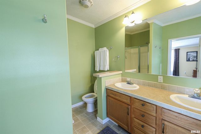 50 SHAW Road, Creal Springs, IL 62922