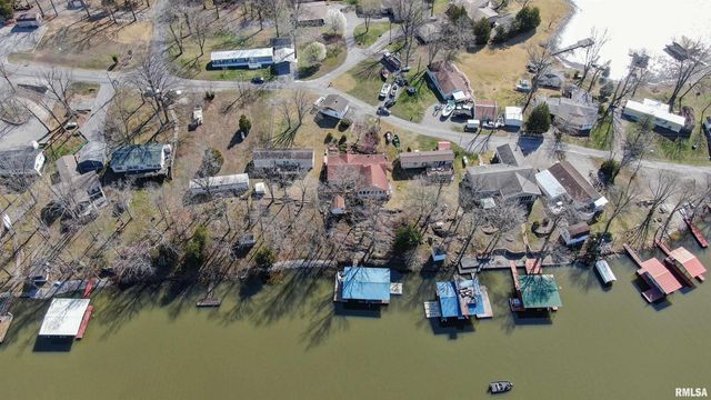 50 SHAW Road, Creal Springs, IL 62922