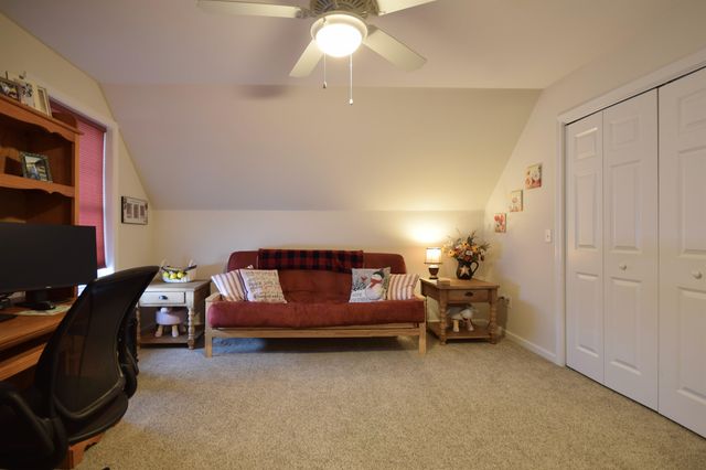 86 Reynolds Road, Grand Isle, VT 05458