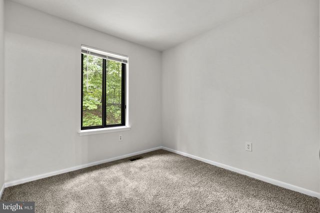 21 BRIARDALE, Derwood, MD 20855