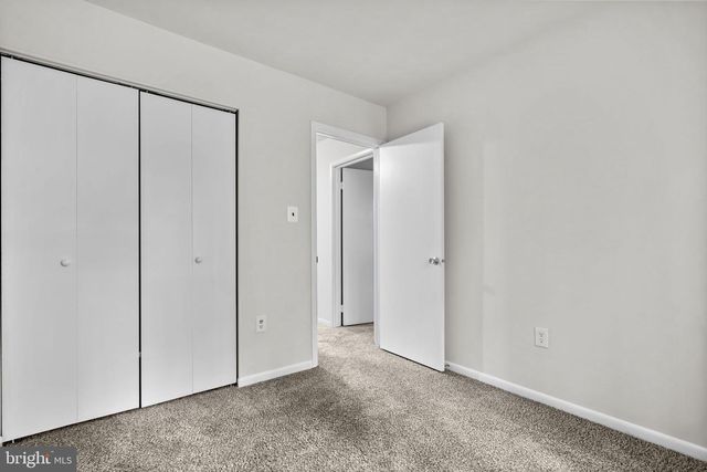 21 BRIARDALE, Derwood, MD 20855