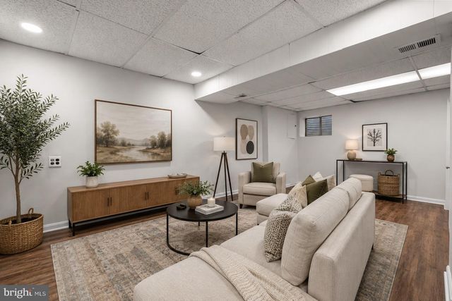21 BRIARDALE, Derwood, MD 20855