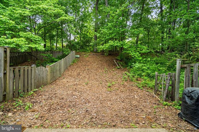 21 BRIARDALE, Derwood, MD 20855