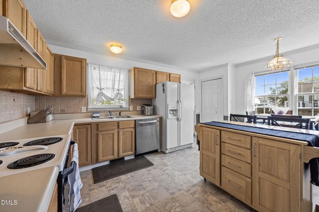 6212 Daybreak Drive, Wake Forest, NC 27587