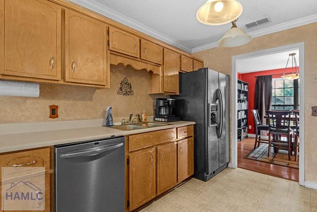 166 Stephanie Drive, Allenhurst, GA 31301