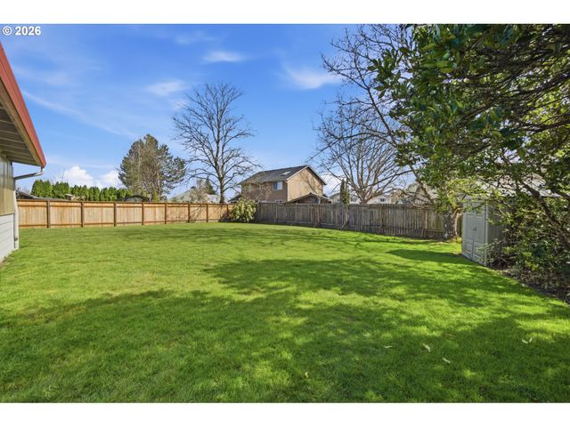 1986 Sw TAMARACK St, Mc Minnville, OR 97128