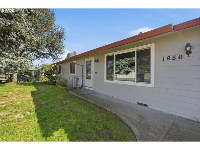 1986 Sw TAMARACK St, Mc Minnville, OR 97128
