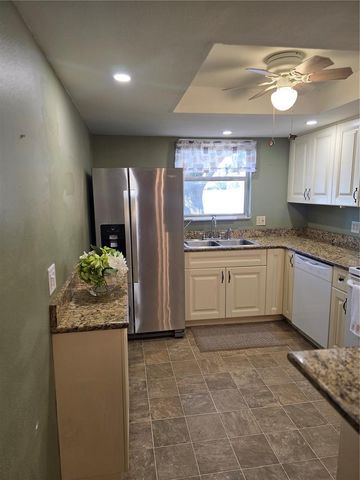 4140 PASSPORT LANE 101, New Port Richey, FL 34653