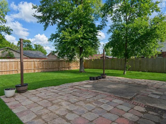 16810 Deck Court, Crosby, TX 77532
