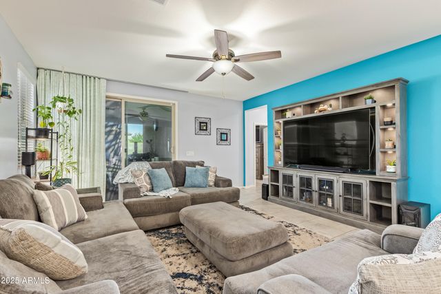 9836 W ATLANTIS Way, Tolleson, AZ 85353