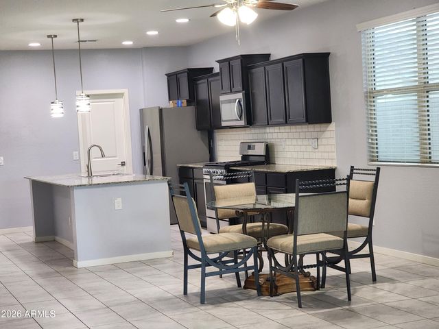 9836 W ATLANTIS Way, Tolleson, AZ 85353