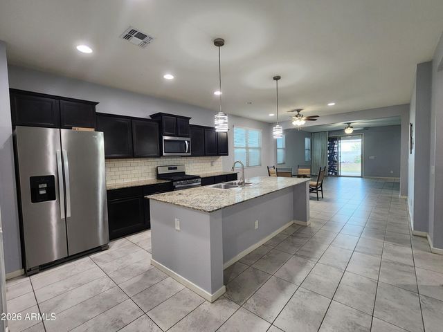 9836 W ATLANTIS Way, Tolleson, AZ 85353