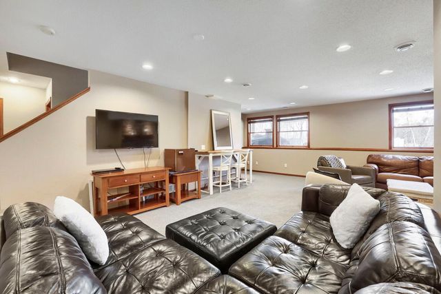 22171 Jason Avenue N, Forest Lake, MN 55025