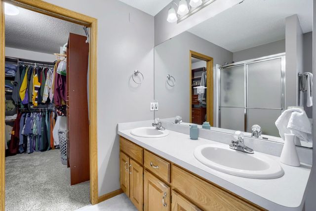 22171 Jason Avenue N, Forest Lake, MN 55025