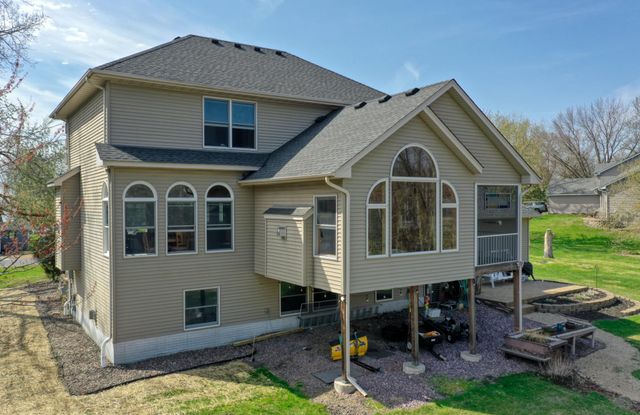 22171 Jason Avenue N, Forest Lake, MN 55025