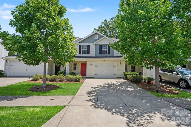 3337 Ellingford Road, Charlotte, NC 28214