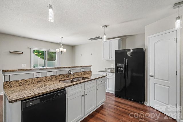 3337 Ellingford Road, Charlotte, NC 28214