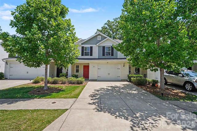 3337 Ellingford Road, Charlotte, NC 28214
