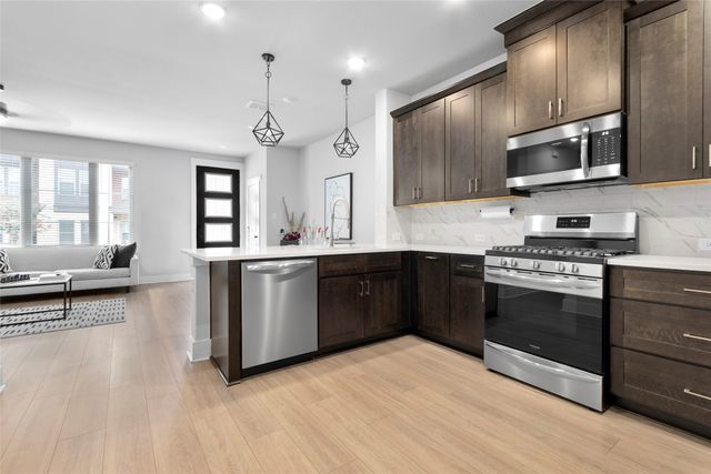 806 Trace Hawk Lane, Arlington, TX 76005