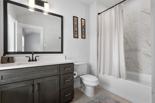806 Trace Hawk Lane, Arlington, TX 76005