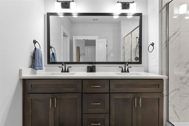 806 Trace Hawk Lane, Arlington, TX 76005