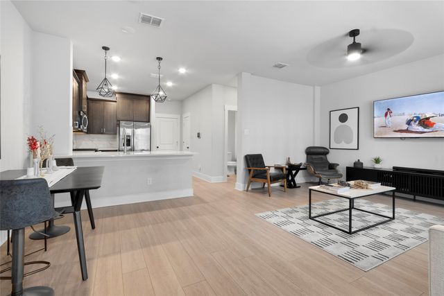806 Trace Hawk Lane, Arlington, TX 76005