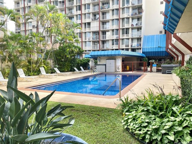 1535 Pensacola Street 802, Honolulu, HI 96822