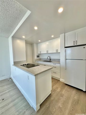 1535 Pensacola Street 802, Honolulu, HI 96822