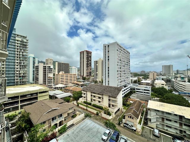 1535 Pensacola Street 802, Honolulu, HI 96822