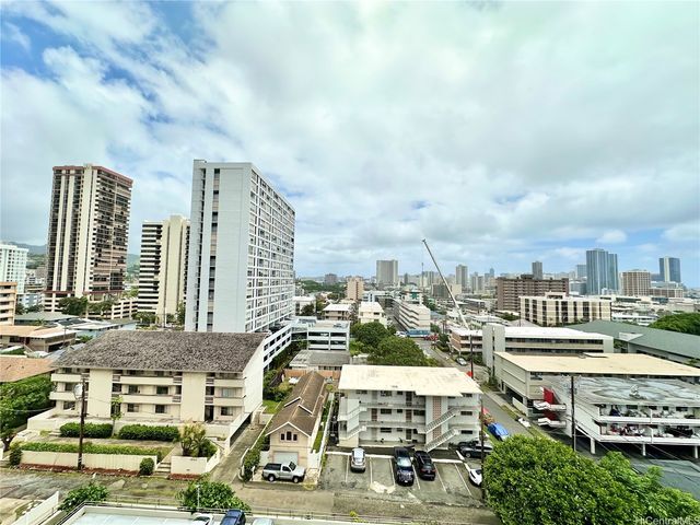 1535 Pensacola Street 802, Honolulu, HI 96822