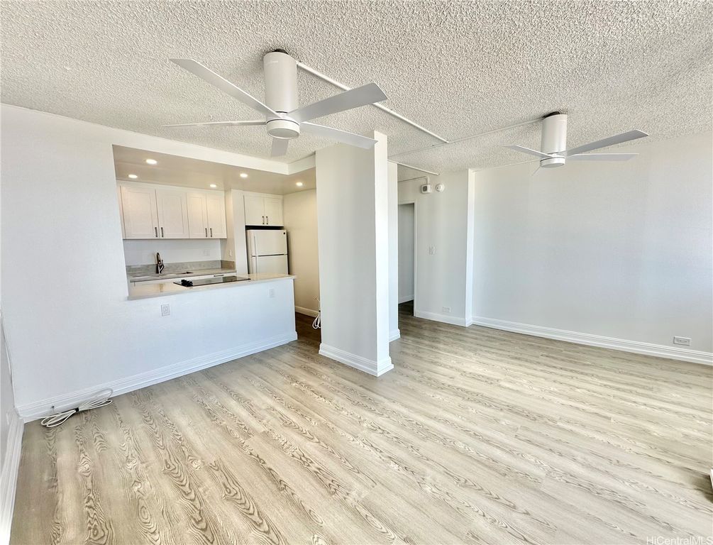 1535 Pensacola Street 802, Honolulu, HI 96822