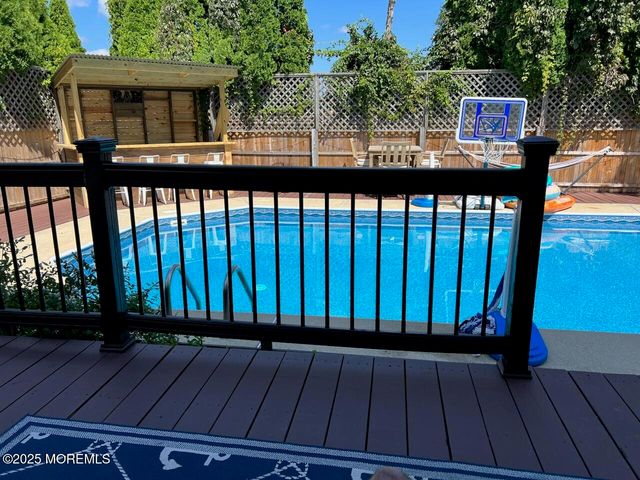 416 Blodgett Avenue, Point Pleasant Beach, NJ 08742