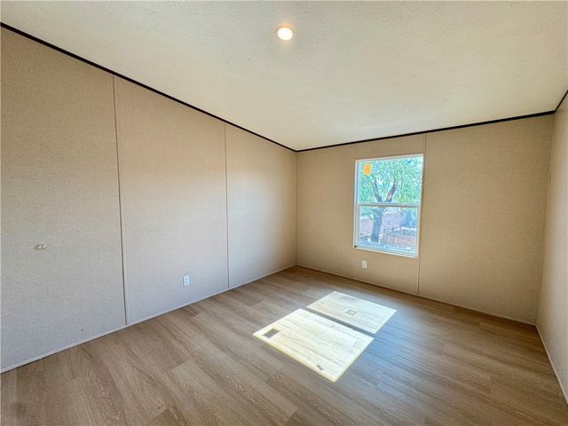 1326 Agate Avenue, Bullhead City, AZ 86442