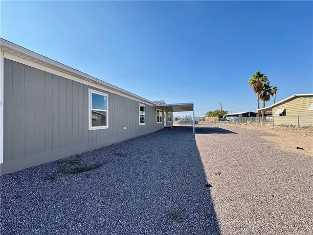 1326 Agate Avenue, Bullhead City, AZ 86442