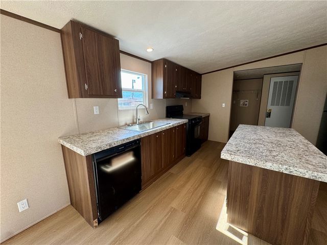 1326 Agate Avenue, Bullhead City, AZ 86442